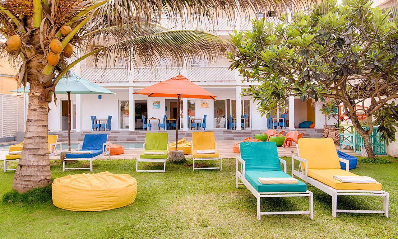 Hotel J Negombo Exterior foto