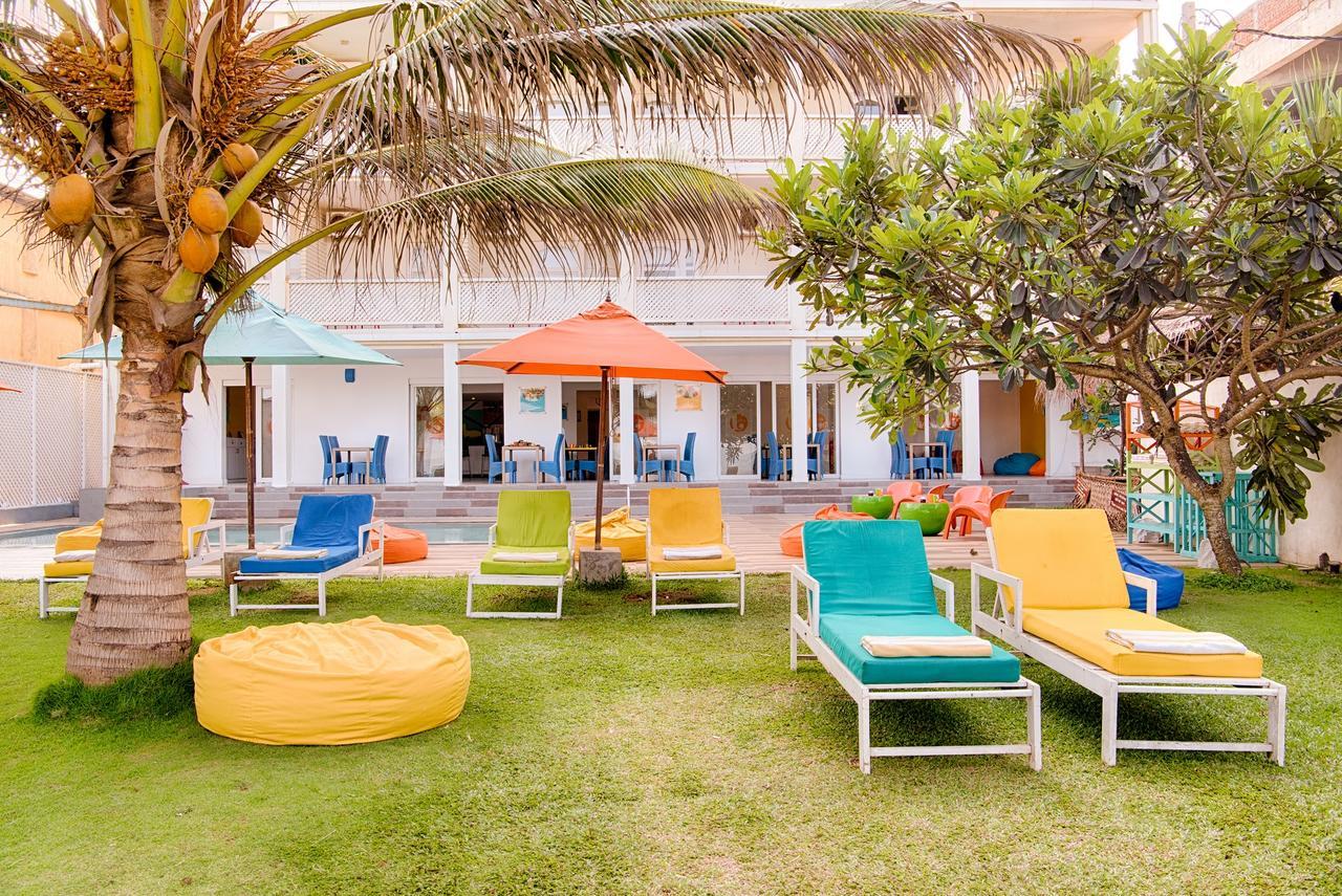 Hotel J Negombo Exterior foto
